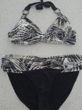 Sky Black & White Patterned Halter Bikini Set